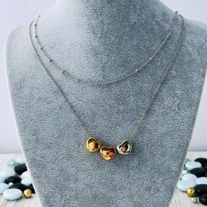 3 Colores stainless steel necklace set .